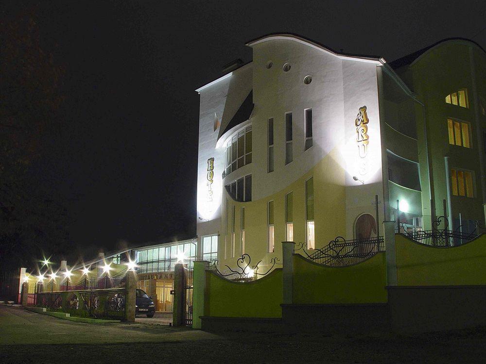 Villa Arus Chişinǎu Buitenkant foto