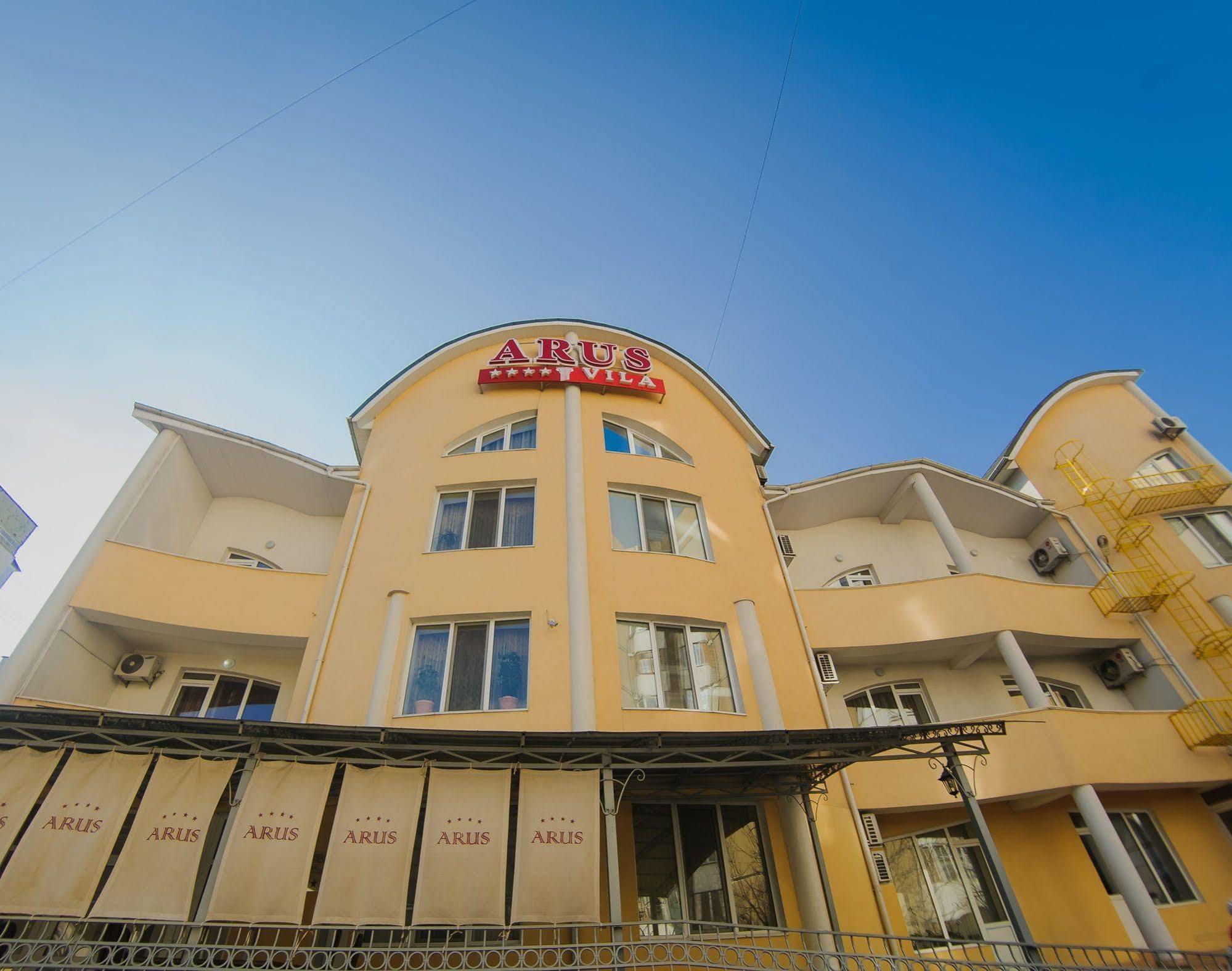 Villa Arus Chişinǎu Buitenkant foto